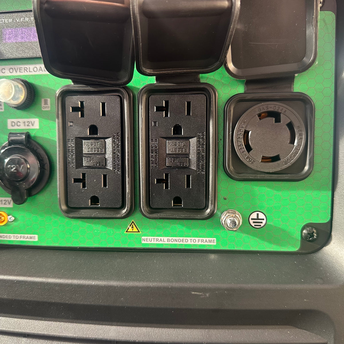LUCAS "Black Edition" INVERTER | 7,000 Watts 5,000 Watts Running | 110/220v