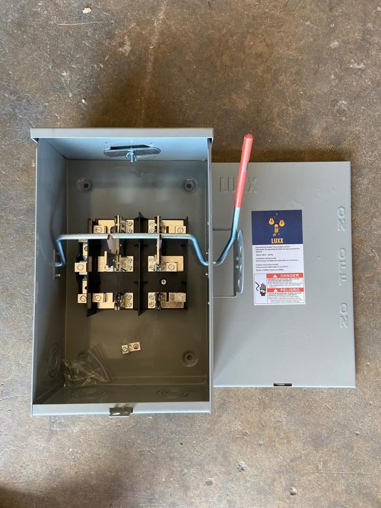 Transfer Switch Luxx 100 Amp.